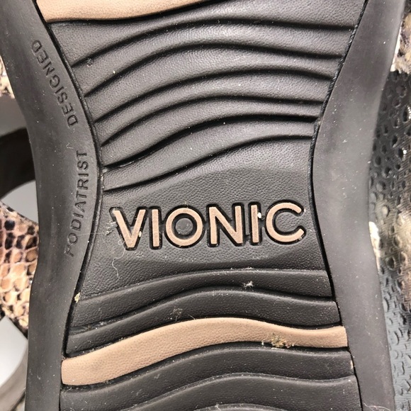 Vionic Amber Sandals Sz 10 M Natural Snake Velcro - Picture 11 of 16